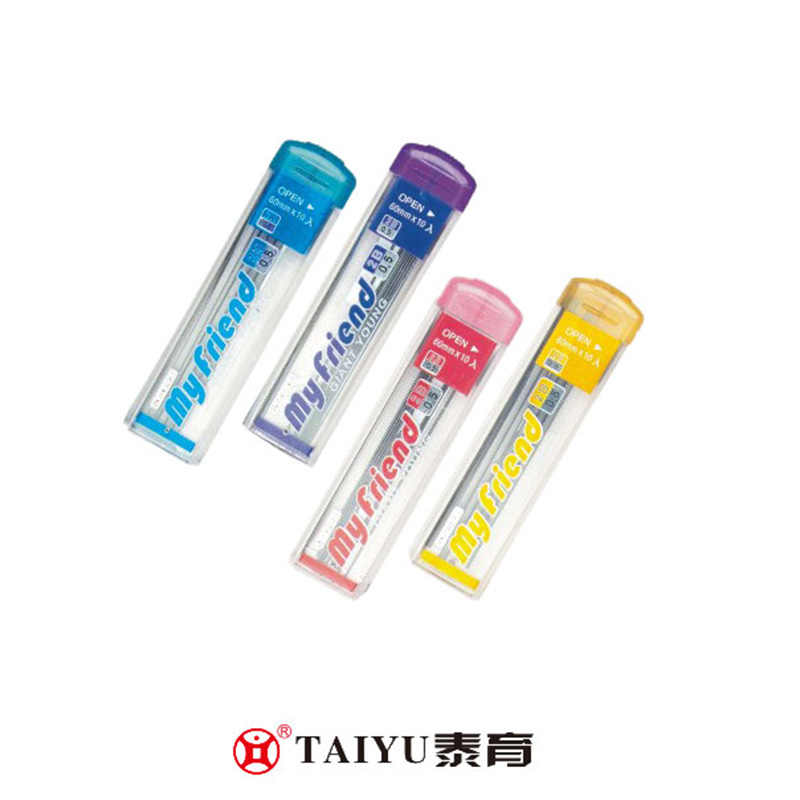 Les étudiants utilisent une trousse à crayons de style classique avec une trousse à crayons à noyau de plomb L-01